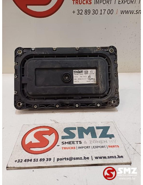 DAF Occ ECU voorste chassis regeleenheid DAF - ECU - Teherautó: 2 kép. DAF Occ ECU voorste chassis regeleenheid DAF - ECU - Teherautó: 2 kép.