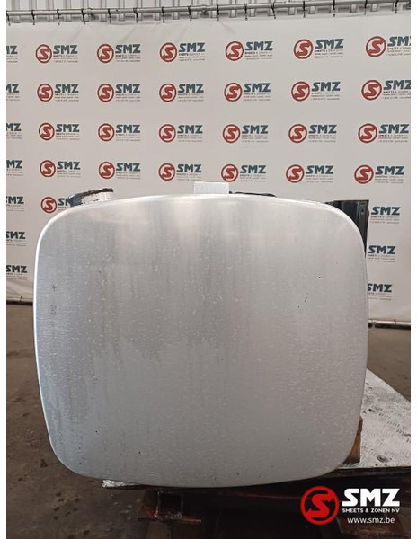 DAF Occ brandstoftank 750L DAF - Üzemanyag tartály - Teherautó: 3 kép. DAF Occ brandstoftank 750L DAF - Üzemanyag tartály - Teherautó: 3 kép.