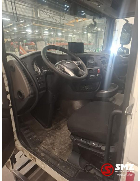 DAF Occ cabine compleet DAF - Fülke és belső tér - Teherautó: 5 kép. DAF Occ cabine compleet DAF - Fülke és belső tér - Teherautó: 5 kép.
