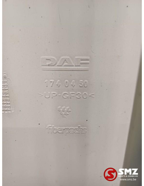 DAF Occ cabinespoiler rechts DAF - Légterelő - Teherautó: 3 kép. DAF Occ cabinespoiler rechts DAF - Légterelő - Teherautó: 3 kép.