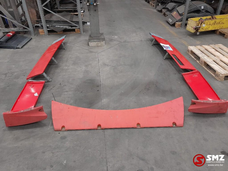 DAF Occ cabinespoilerset Daf XF105 1671843 1671846 129 - Légterelő - Teherautó: 1 kép. DAF Occ cabinespoilerset Daf XF105 1671843 1671846 129 - Légterelő - Teherautó: 1 kép.