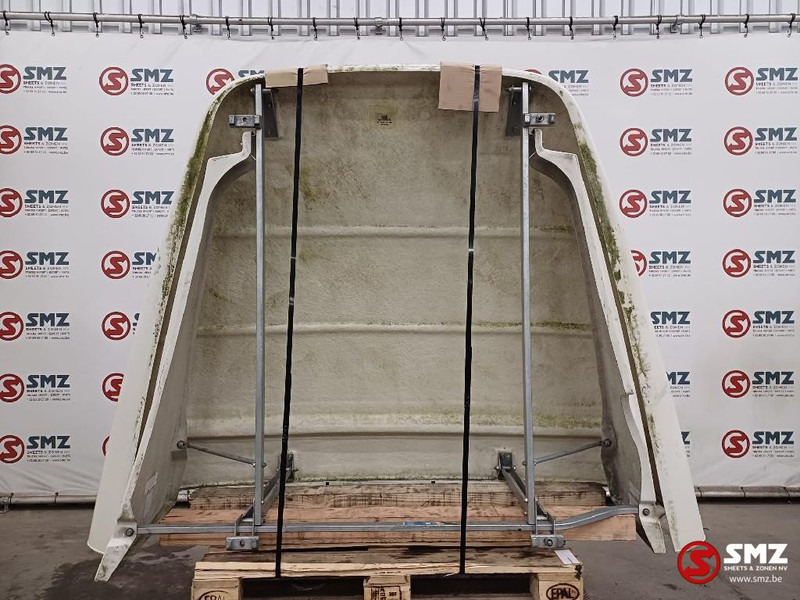 DAF Occ dakspoiler DAF - Légterelő - Teherautó: 2 kép. DAF Occ dakspoiler DAF - Légterelő - Teherautó: 2 kép.