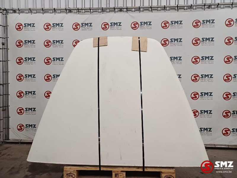 DAF Occ dakspoiler DAF - Légterelő - Teherautó: 1 kép. DAF Occ dakspoiler DAF - Légterelő - Teherautó: 1 kép.