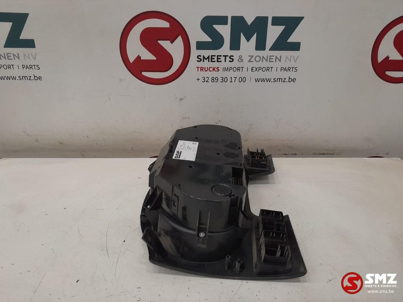 DAF Occ instrumentenpaneel DAF - Műszerfal - Teherautó: 5 kép. DAF Occ instrumentenpaneel DAF - Műszerfal - Teherautó: 5 kép.