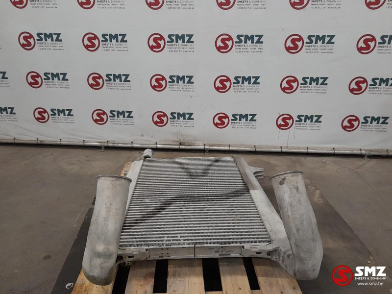 DAF Occ intercooler DAF - Köztes hűtő - Teherautó: 3 kép. DAF Occ intercooler DAF - Köztes hűtő - Teherautó: 3 kép.