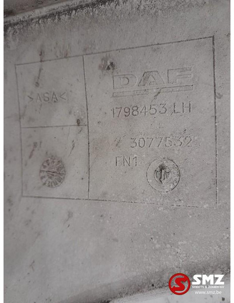 DAF Occ koplampkap links DAF - Fényszóró - Teherautó: 3 kép. DAF Occ koplampkap links DAF - Fényszóró - Teherautó: 3 kép.