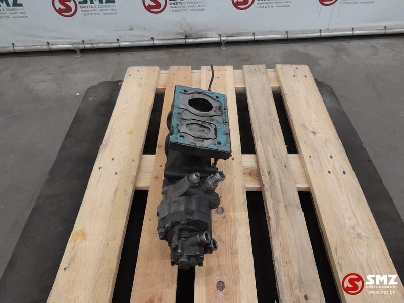 DAF Occ luchtcompressor + sturrbekrachtigingspomp DAF - Motor és alkatrészek - Teherautó: 3 kép. DAF Occ luchtcompressor + sturrbekrachtigingspomp DAF - Motor és alkatrészek - Teherautó: 3 kép.