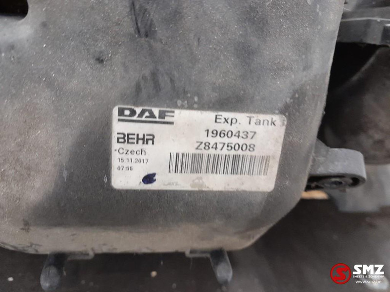 Radiátor - Teherautó DAF Occ radiator + intercooler + expansievat DAF: 6 kép. Radiátor - Teherautó DAF Occ radiator + intercooler + expansievat DAF: 6 kép.