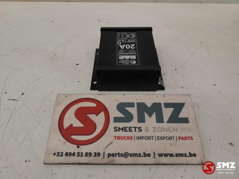 DAF Occ spanningsomvormer 24V-12V 20A DAF - Elektromos rendszer - Teherautó: 2 kép. DAF Occ spanningsomvormer 24V-12V 20A DAF - Elektromos rendszer - Teherautó: 2 kép.