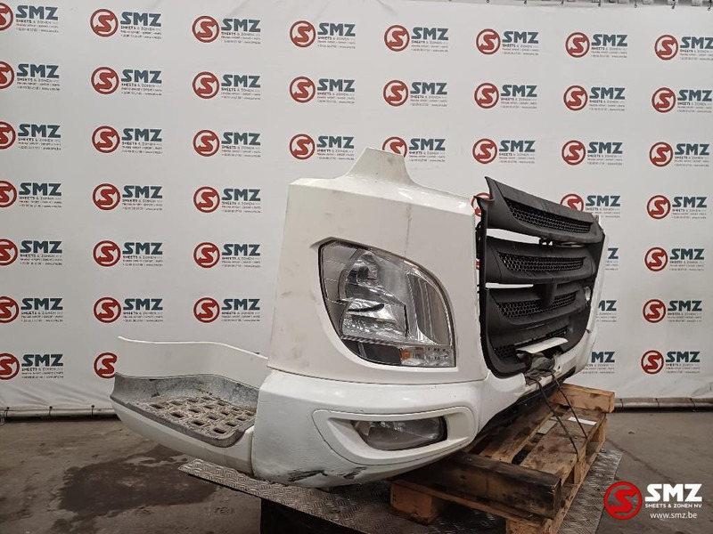 DAF Occ voorbumper DAF - Lökhárító - Teherautó: 3 kép. DAF Occ voorbumper DAF - Lökhárító - Teherautó: 3 kép.