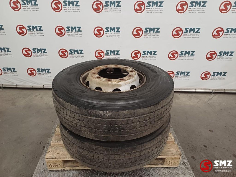 DUNLOP Occ vrachtwagenband 315/80R22.5 156/150L Dunlop - Gumiabroncs - Teherautó: 2 kép. DUNLOP Occ vrachtwagenband 315/80R22.5 156/150L Dunlop - Gumiabroncs - Teherautó: 2 kép.