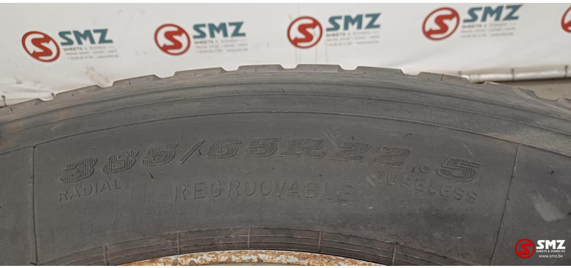 DUNLOP Occ vrachtwagenband 385/65R22.5 160K-158L Dunlop - Gumiabroncs - Teherautó: 3 kép. DUNLOP Occ vrachtwagenband 385/65R22.5 160K-158L Dunlop - Gumiabroncs - Teherautó: 3 kép.