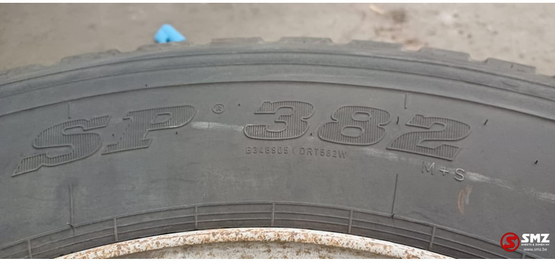 DUNLOP Occ vrachtwagenband 385/65R22.5 160K-158L Dunlop - Gumiabroncs - Teherautó: 5 kép. DUNLOP Occ vrachtwagenband 385/65R22.5 160K-158L Dunlop - Gumiabroncs - Teherautó: 5 kép.
