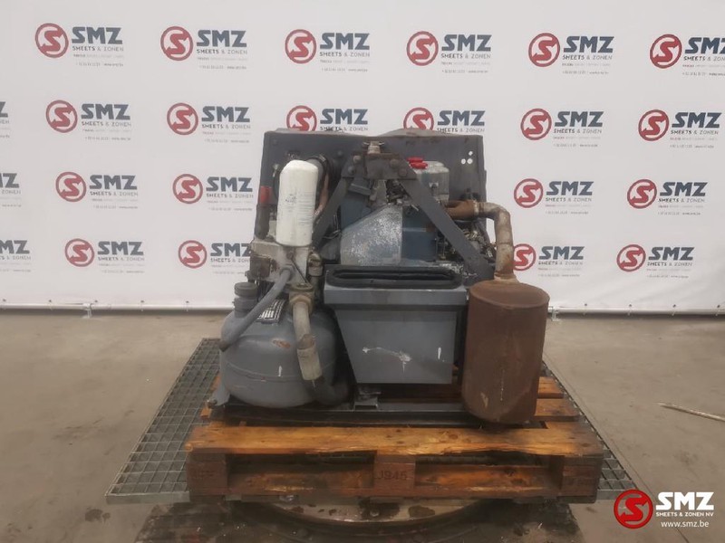 Deutz Occ Compressor met 2 cilinder Deutz motor - Légkompresszor: 3 kép. Deutz Occ Compressor met 2 cilinder Deutz motor - Légkompresszor: 3 kép.