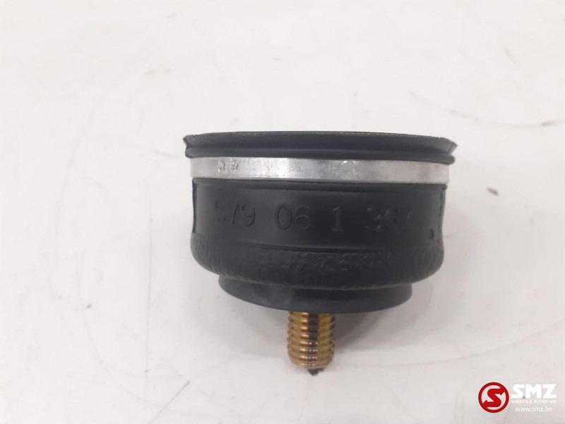 Diversen Goodyear super cushion mini lobe - Nyereg - Teherautó: 3 kép. Diversen Goodyear super cushion mini lobe - Nyereg - Teherautó: 3 kép.