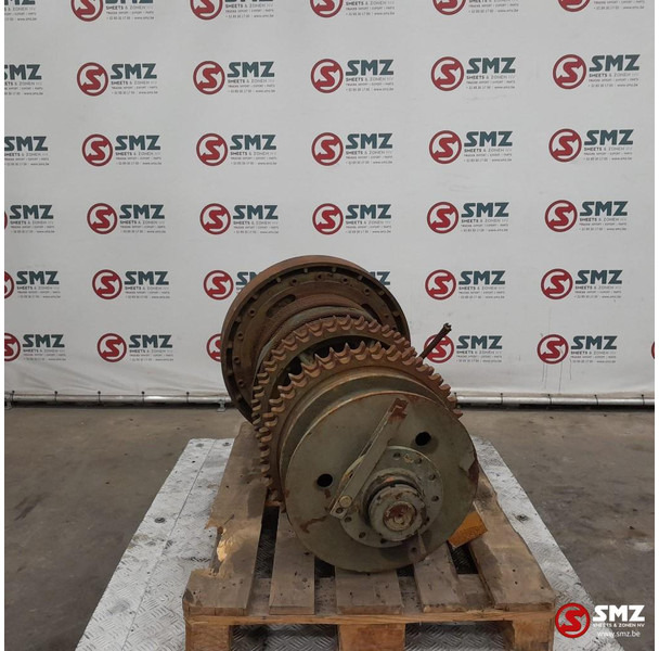 Diversen Occ Lier - Csörlő: 4 kép. Diversen Occ Lier - Csörlő: 4 kép.