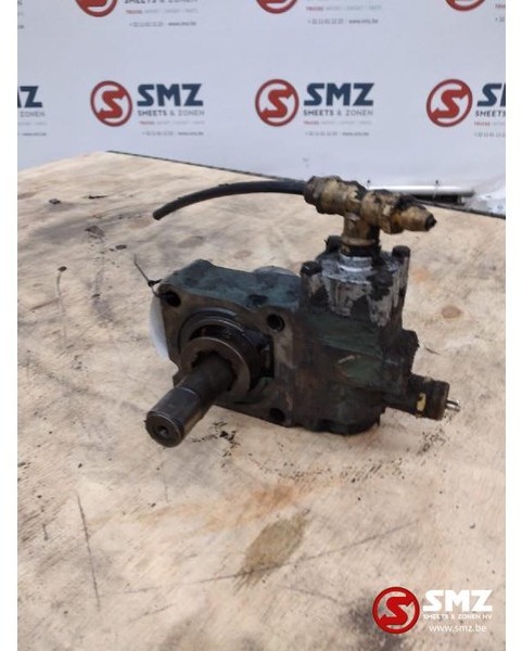 Diversen Occ Pto ZF - Hidraulika - Teherautó: 2 kép. Diversen Occ Pto ZF - Hidraulika - Teherautó: 2 kép.