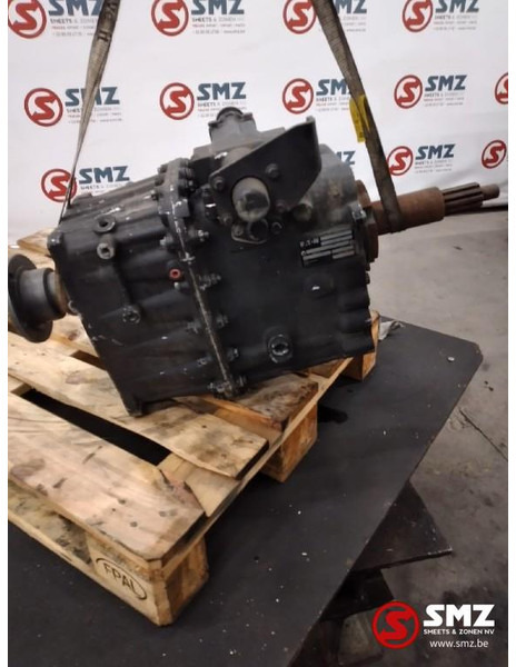 Diversen Occ Versnellingsbak Eaton FS/5206A - Sebességváltó - Teherautó: 1 kép. Diversen Occ Versnellingsbak Eaton FS/5206A - Sebességváltó - Teherautó: 1 kép.