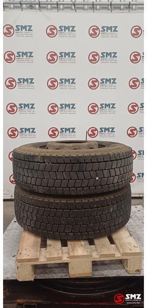 Diversen Occ vrachtwagenband 315/70R22.5 154/150L Debica - Gumiabroncs - Teherautó: 1 kép. Diversen Occ vrachtwagenband 315/70R22.5 154/150L Debica - Gumiabroncs - Teherautó: 1 kép.