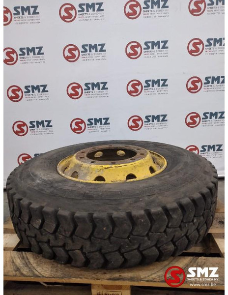 Goodyear Occ vrachtwagenband Goodyear 12R22.5 - Gumiabroncs - Teherautó: 1 kép. Goodyear Occ vrachtwagenband Goodyear 12R22.5 - Gumiabroncs - Teherautó: 1 kép.