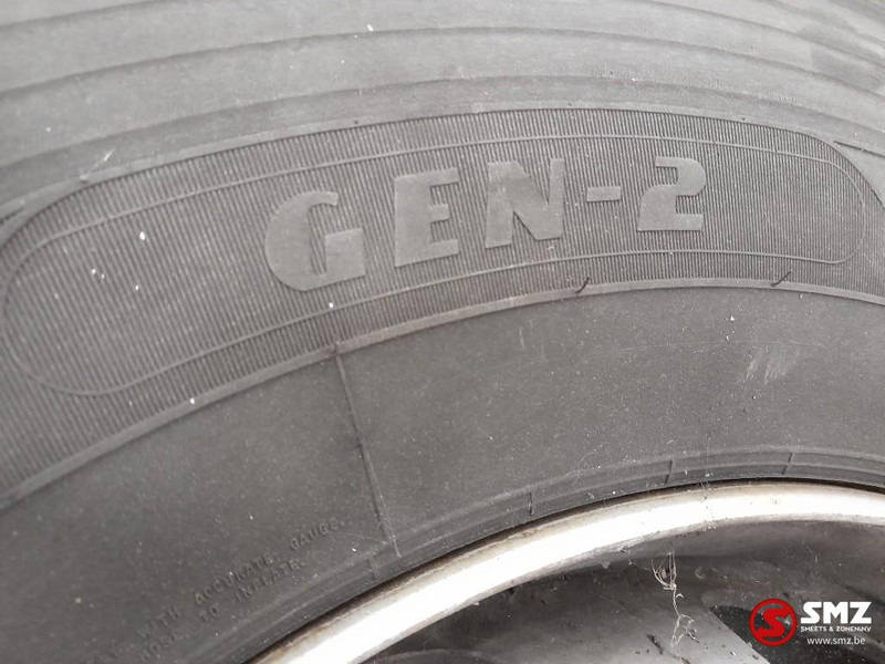 Goodyear Occ vrachtwagenband Goodyear 315/70R22.5 156/150L - Gumiabroncs - Teherautó: 5 kép. Goodyear Occ vrachtwagenband Goodyear 315/70R22.5 156/150L - Gumiabroncs - Teherautó: 5 kép.