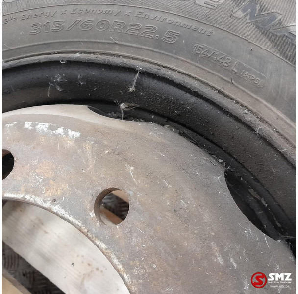 Hankook Occ vrachtwagenband 315/60R22.5 154/148L Hankook - Gumiabroncs - Teherautó: 4 kép. Hankook Occ vrachtwagenband 315/60R22.5 154/148L Hankook - Gumiabroncs - Teherautó: 4 kép.