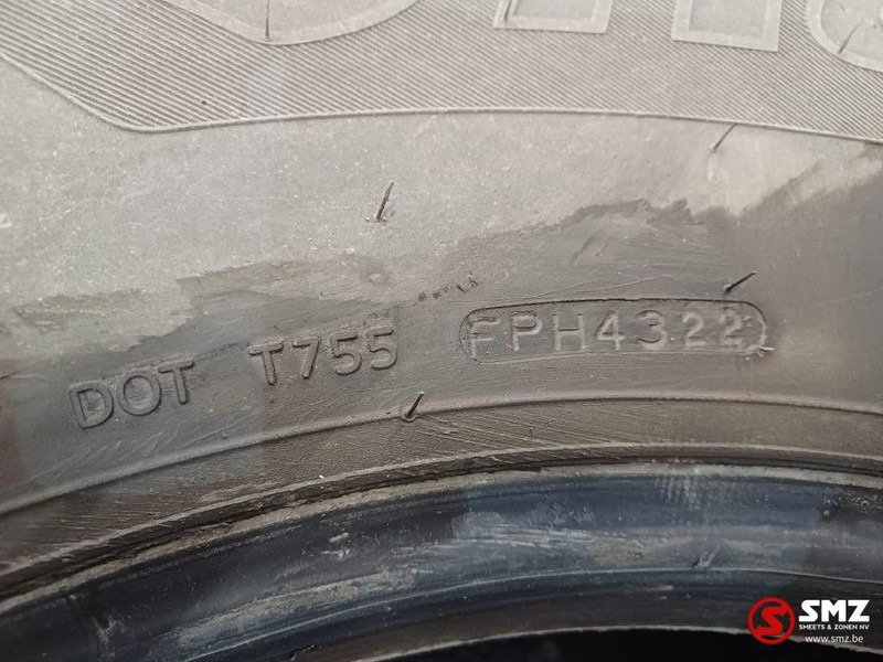 Hankook Occ vrachtwagenband 315/80R22.5 156/150K Hankook - Gumiabroncs - Teherautó: 5 kép. Hankook Occ vrachtwagenband 315/80R22.5 156/150K Hankook - Gumiabroncs - Teherautó: 5 kép.