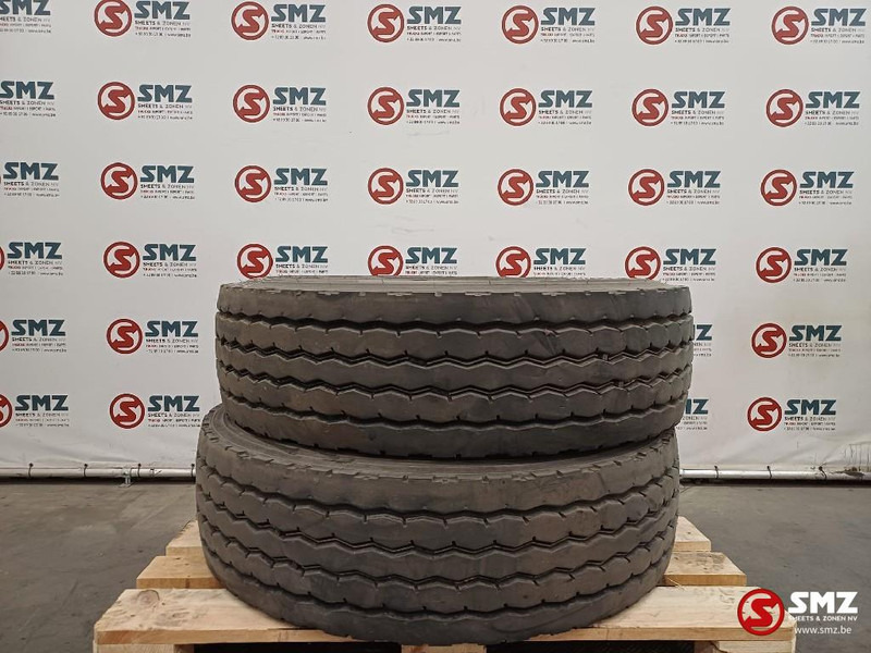 Hankook Occ vrachtwagenband 315/80R22.5 156/150K Hankook - Gumiabroncs - Teherautó: 1 kép. Hankook Occ vrachtwagenband 315/80R22.5 156/150K Hankook - Gumiabroncs - Teherautó: 1 kép.
