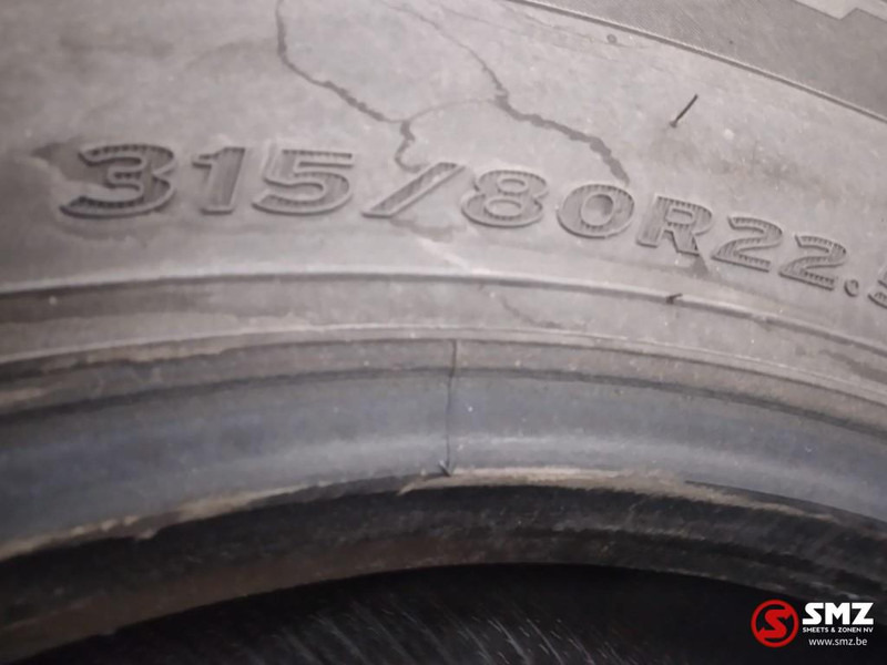 Hankook Occ vrachtwagenband Hankook 315/80R22.5 - Gumiabroncs - Teherautó: 4 kép. Hankook Occ vrachtwagenband Hankook 315/80R22.5 - Gumiabroncs - Teherautó: 4 kép.