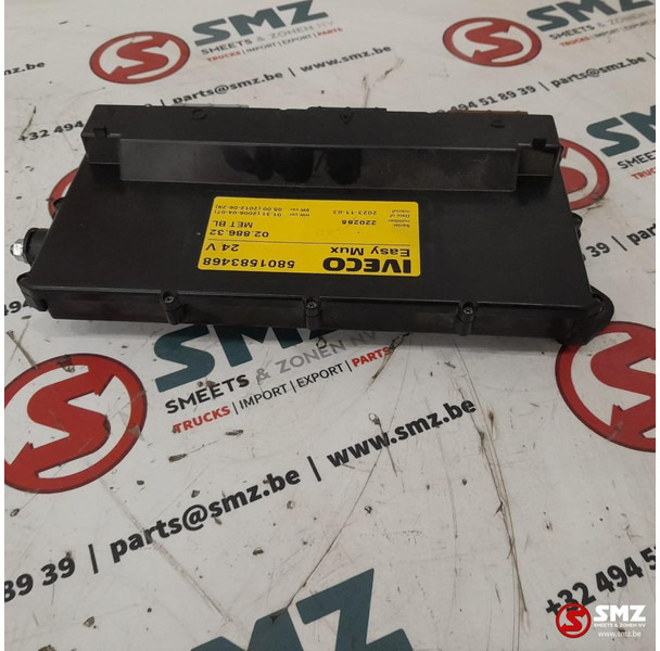 Iveco Occ ECU MET BL regeleenheid Iveco - ECU - Teherautó: 2 kép. Iveco Occ ECU MET BL regeleenheid Iveco - ECU - Teherautó: 2 kép.