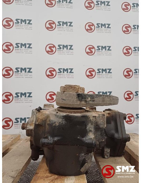 Iveco Occ Stuurhuis Iveco - Kormánymű - Teherautó: 2 kép. Iveco Occ Stuurhuis Iveco - Kormánymű - Teherautó: 2 kép.