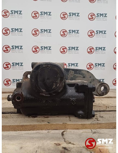 Iveco Occ Stuurhuis Iveco - Kormánymű - Teherautó: 1 kép. Iveco Occ Stuurhuis Iveco - Kormánymű - Teherautó: 1 kép.