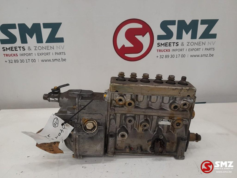 Iveco Occ brandstofinjectiepomp 8510M22.10 - 8510M22.50 - Üzemanyag szivattyú - Teherautó: 2 kép. Iveco Occ brandstofinjectiepomp 8510M22.10 - 8510M22.50 - Üzemanyag szivattyú - Teherautó: 2 kép.