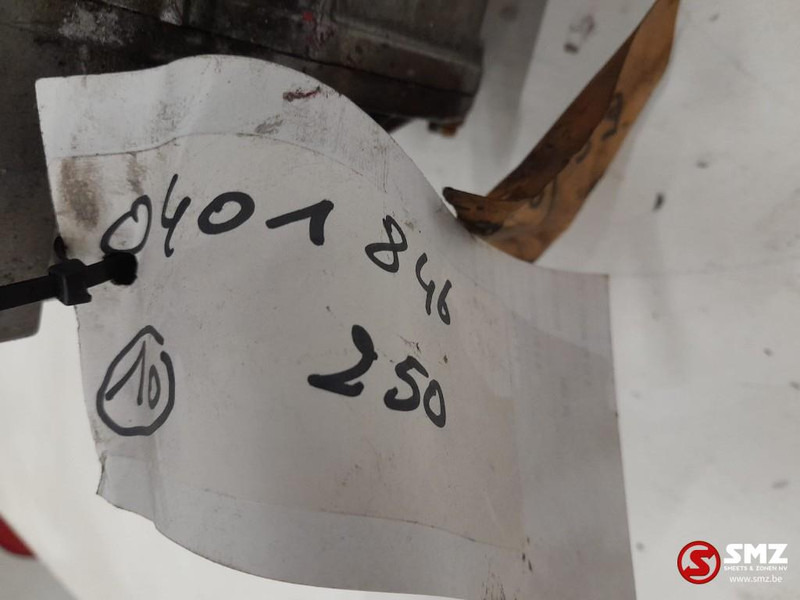 Iveco Occ brandstofinjectiepomp 8510M22.10 - 8510M22.50 - Üzemanyag szivattyú - Teherautó: 5 kép. Iveco Occ brandstofinjectiepomp 8510M22.10 - 8510M22.50 - Üzemanyag szivattyú - Teherautó: 5 kép.