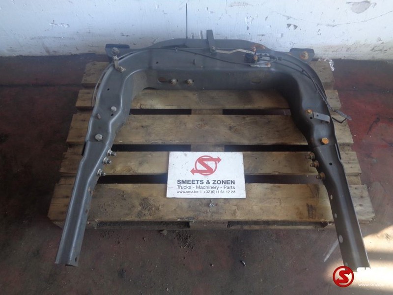 Iveco Occ cabineophanging stralis + schokdemper - Fülke felfüggesztés - Teherautó: 1 kép. Iveco Occ cabineophanging stralis + schokdemper - Fülke felfüggesztés - Teherautó: 1 kép.