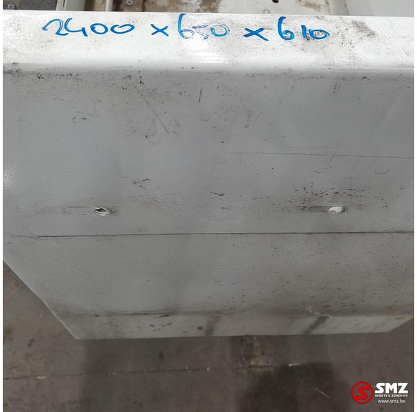 Iveco Occ gereedschapskoffer 2400mm - Keret/ Alváz - Teherautó: 5 kép. Iveco Occ gereedschapskoffer 2400mm - Keret/ Alváz - Teherautó: 5 kép.