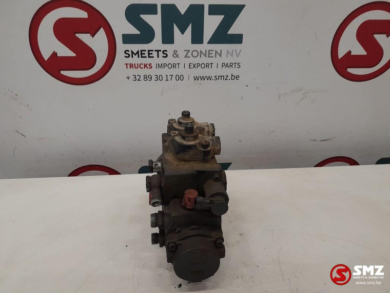 Iveco Occ injectiepomp F3GFE611 Iveco - Üzemanyag szivattyú - Teherautó: 4 kép. Iveco Occ injectiepomp F3GFE611 Iveco - Üzemanyag szivattyú - Teherautó: 4 kép.