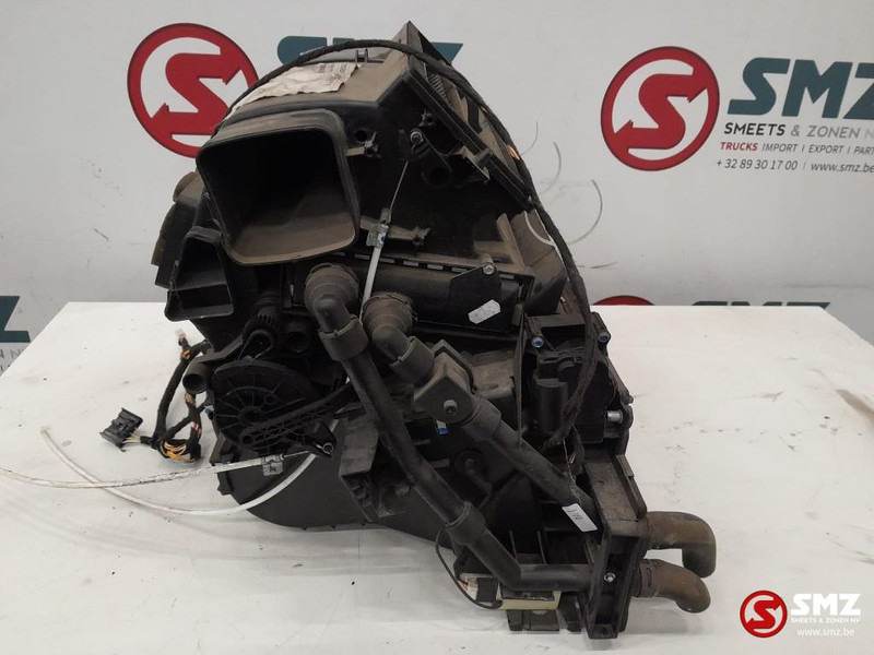 Iveco Occ kachelhuis Iveco - Fűtés/ Szellőzés gep - Teherautó: 4 kép. Iveco Occ kachelhuis Iveco - Fűtés/ Szellőzés gep - Teherautó: 4 kép.