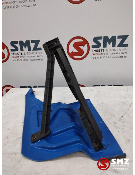 Iveco Occ set steunen cabinespoilers Iveco - Légterelő - Teherautó: 1 kép. Iveco Occ set steunen cabinespoilers Iveco - Légterelő - Teherautó: 1 kép.