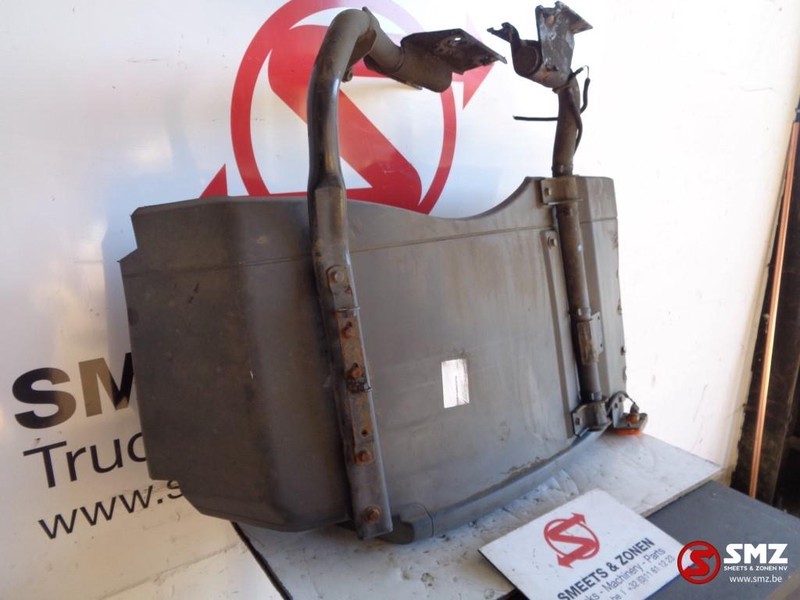 Iveco Occ spatbord links voor - Sárvédő - Teherautó: 2 kép. Iveco Occ spatbord links voor - Sárvédő - Teherautó: 2 kép.