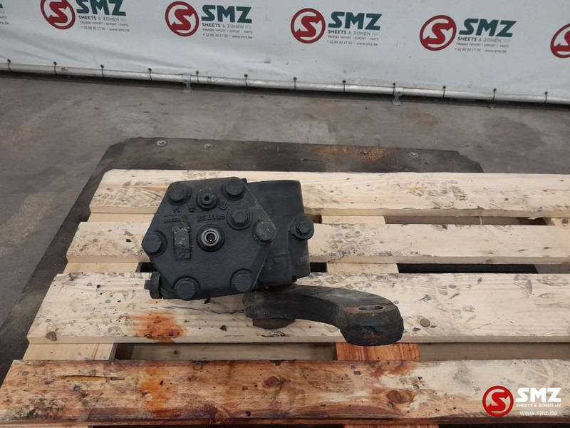 Iveco Occ stuurhuis Iveco - Kormánymű - Teherautó: 2 kép. Iveco Occ stuurhuis Iveco - Kormánymű - Teherautó: 2 kép.