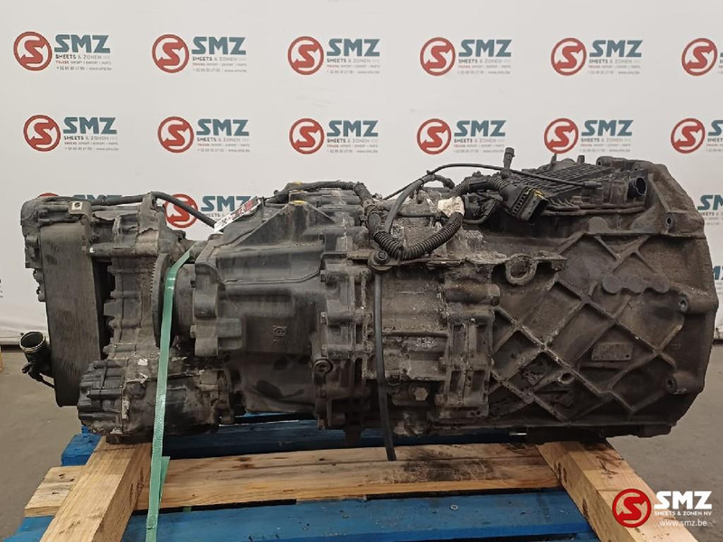 Iveco Occ versnellingsbak + intarder 12AS2331TD Iveco - Sebességváltó - Teherautó: 1 kép. Iveco Occ versnellingsbak + intarder 12AS2331TD Iveco - Sebességváltó - Teherautó: 1 kép.