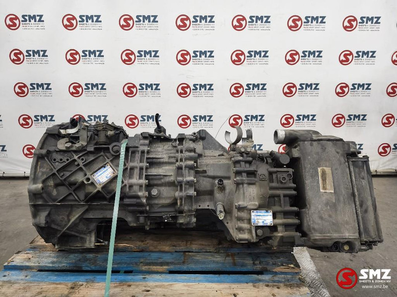 Iveco Occ versnellingsbak + intarder + PTO 12AS2331TD - Sebességváltó - Teherautó: 1 kép. Iveco Occ versnellingsbak + intarder + PTO 12AS2331TD - Sebességváltó - Teherautó: 1 kép.