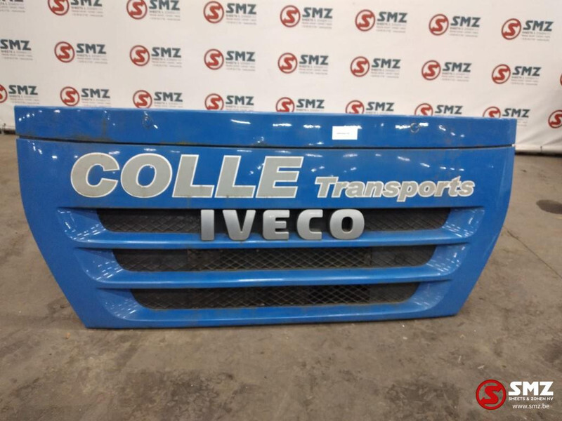 Iveco Occ voorgrille/ motorkap Iveco Stralis 504170809 - Rács - Teherautó: 1 kép. Iveco Occ voorgrille/ motorkap Iveco Stralis 504170809 - Rács - Teherautó: 1 kép.