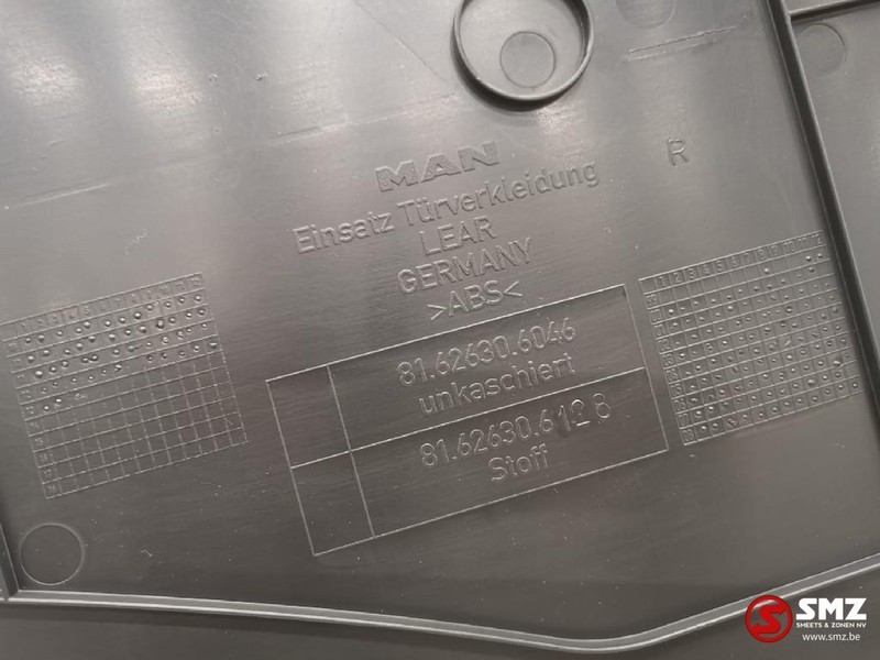 MAN Deurpaneel man tga - Ajtó és alkatrészek - Teherautó: 2 kép. MAN Deurpaneel man tga - Ajtó és alkatrészek - Teherautó: 2 kép.