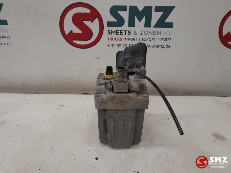 MAN Occ AdBluepomp MAN - Üzemanyagrendszer - Teherautó: 3 kép. MAN Occ AdBluepomp MAN - Üzemanyagrendszer - Teherautó: 3 kép.