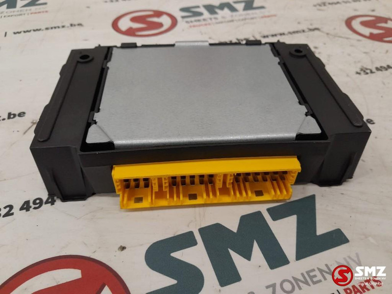 MAN Occ ECU ECAS 6x2 regeleenheid MAN - ECU - Teherautó: 4 kép. MAN Occ ECU ECAS 6x2 regeleenheid MAN - ECU - Teherautó: 4 kép.