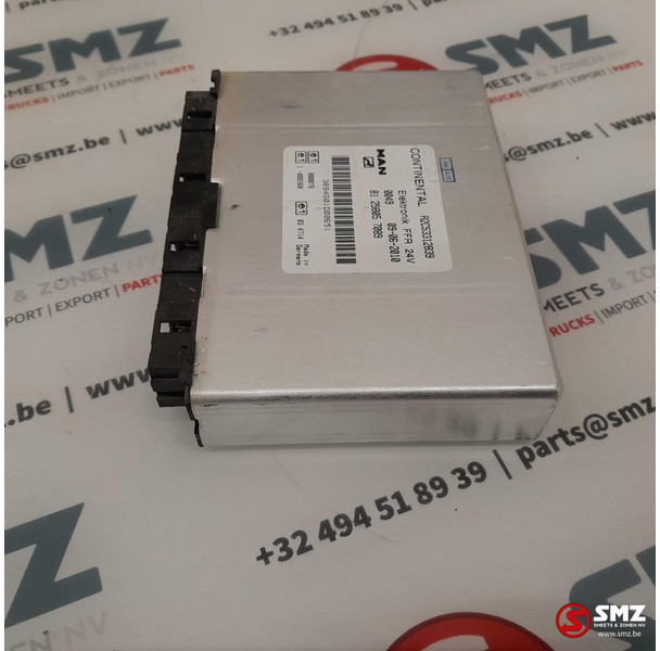 MAN Occ ECU FFR regeleenheid MAN - ECU - Teherautó: 3 kép. MAN Occ ECU FFR regeleenheid MAN - ECU - Teherautó: 3 kép.