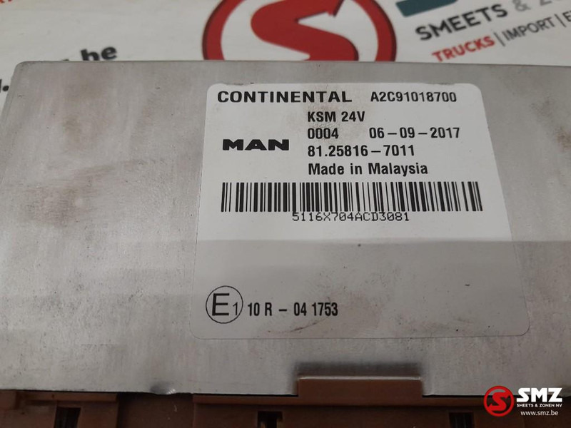 MAN Occ ECU KSM regeleenheid MAN - ECU - Teherautó: 5 kép. MAN Occ ECU KSM regeleenheid MAN - ECU - Teherautó: 5 kép.