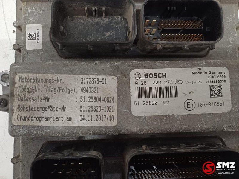 MAN Occ ECU motorbesturingseenheid D2676 MAN - ECU - Teherautó: 3 kép. MAN Occ ECU motorbesturingseenheid D2676 MAN - ECU - Teherautó: 3 kép.